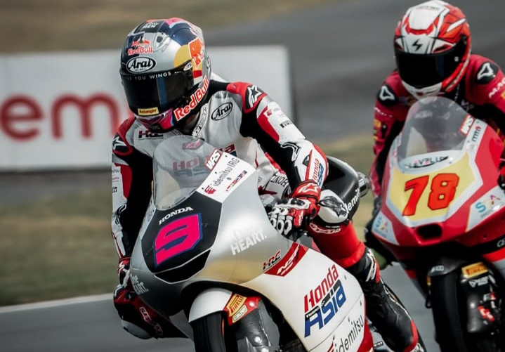 Veda Ega Catat Trend Positif di Free Practise 2, Sinyal Siap Melesat!