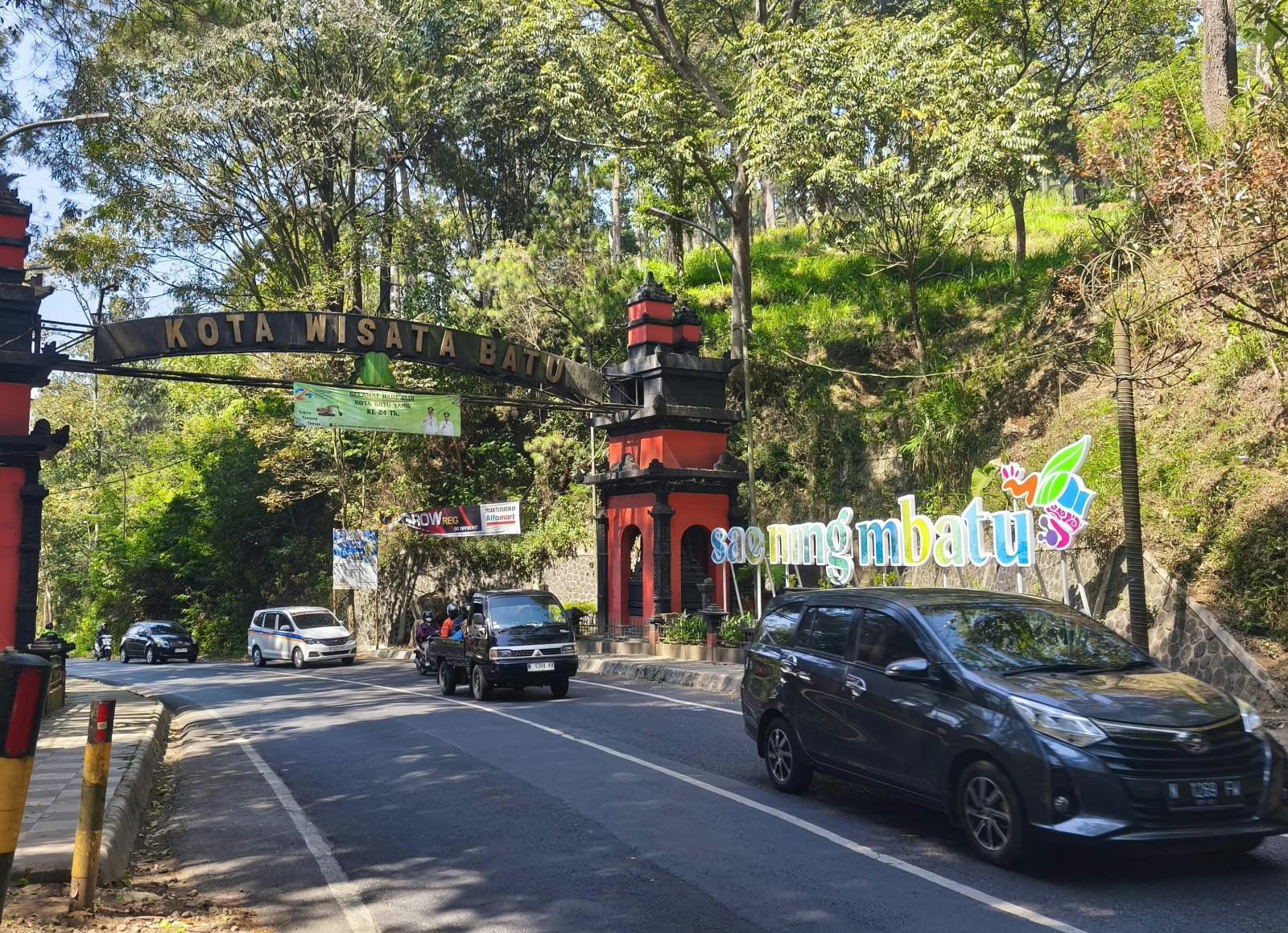 Jalur Tanjakan dan Turunan Kota Batu, Ini 7 Tips Aman Cegah Rem Blong saat Liburan