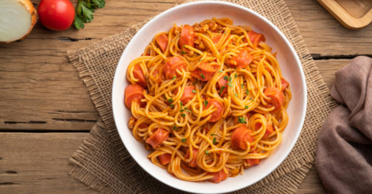 Mi dan Sosis Memicu Darah Tinggi dan Asam Urat? Ini Ulasannya! 