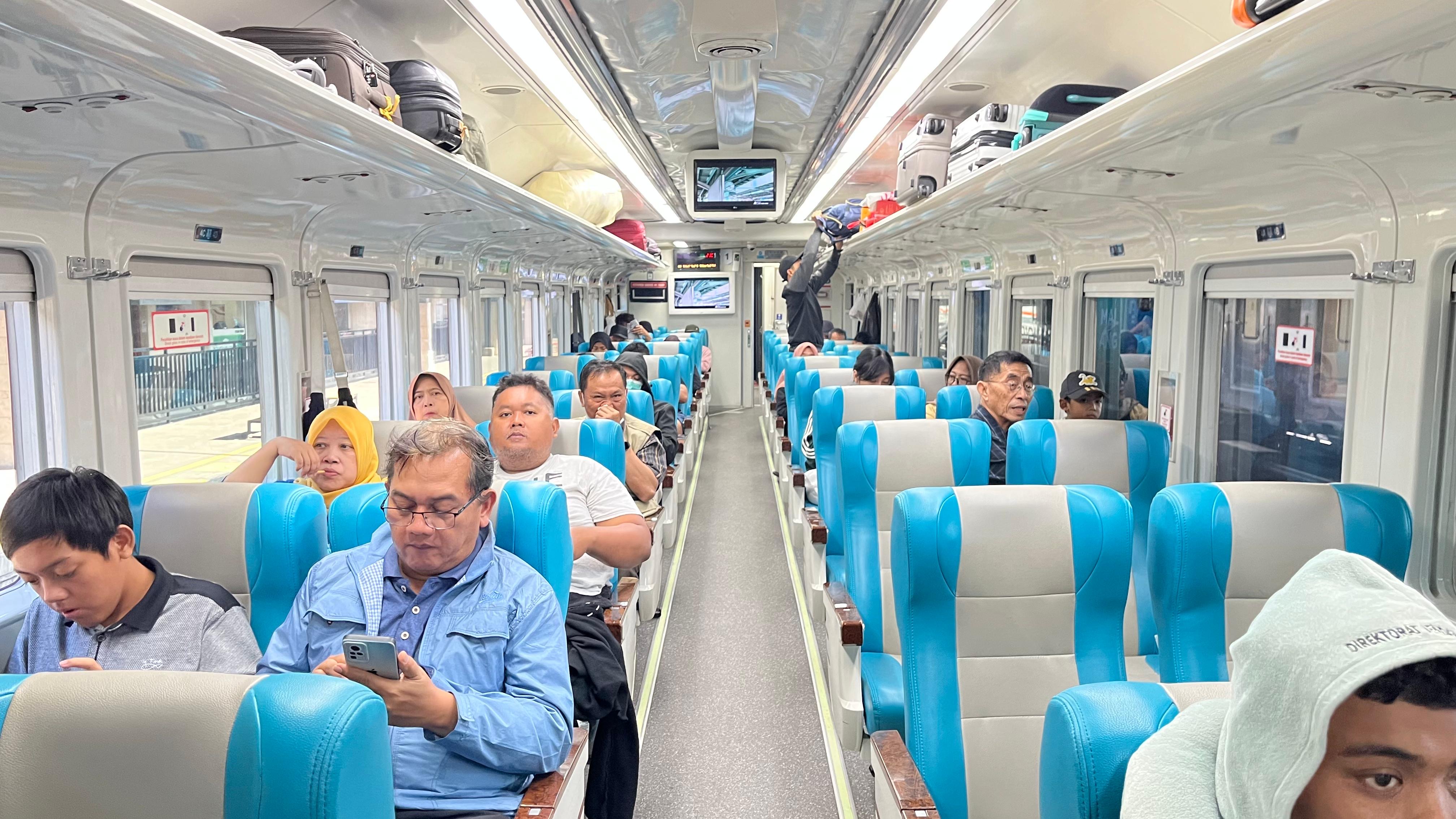 Lebih dari 1 Juta Pelanggan Terlayani di Stasiun Malang Semester I 2025