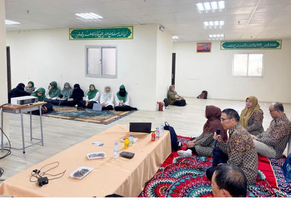 UM Buka Akses Beasiswa dan Magang untuk Siswa Sekolah Indonesia Makkah