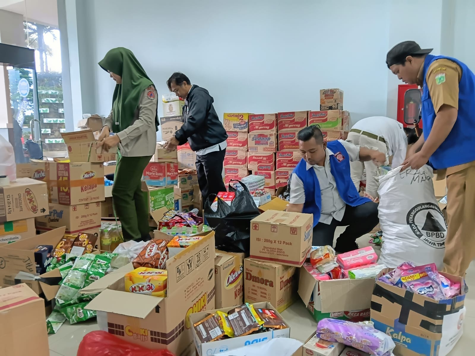 Bantuan untuk Korban Bencana di Sumatera dari Masyarakat Kota Batu Siap Diberangkatkan