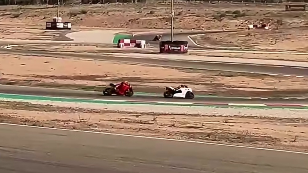 Veda Ega Pratama Dapat Pengalaman Langka, Satu Lintasan dengan Marc dan Alex Marquez