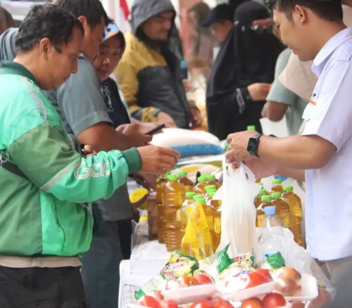 Pasar Murah Kejari Kota Malang Ludes Diserbu Warga, 2 Ton Beras Habis dalam Hitungan Jam