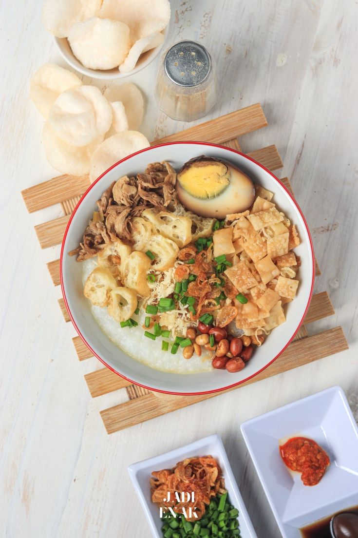 Rekomendasi 9 Bubur Ayam Lezat di Malang. Untuk Sarapan Bisa, untuk Makan Siang Juga Oke