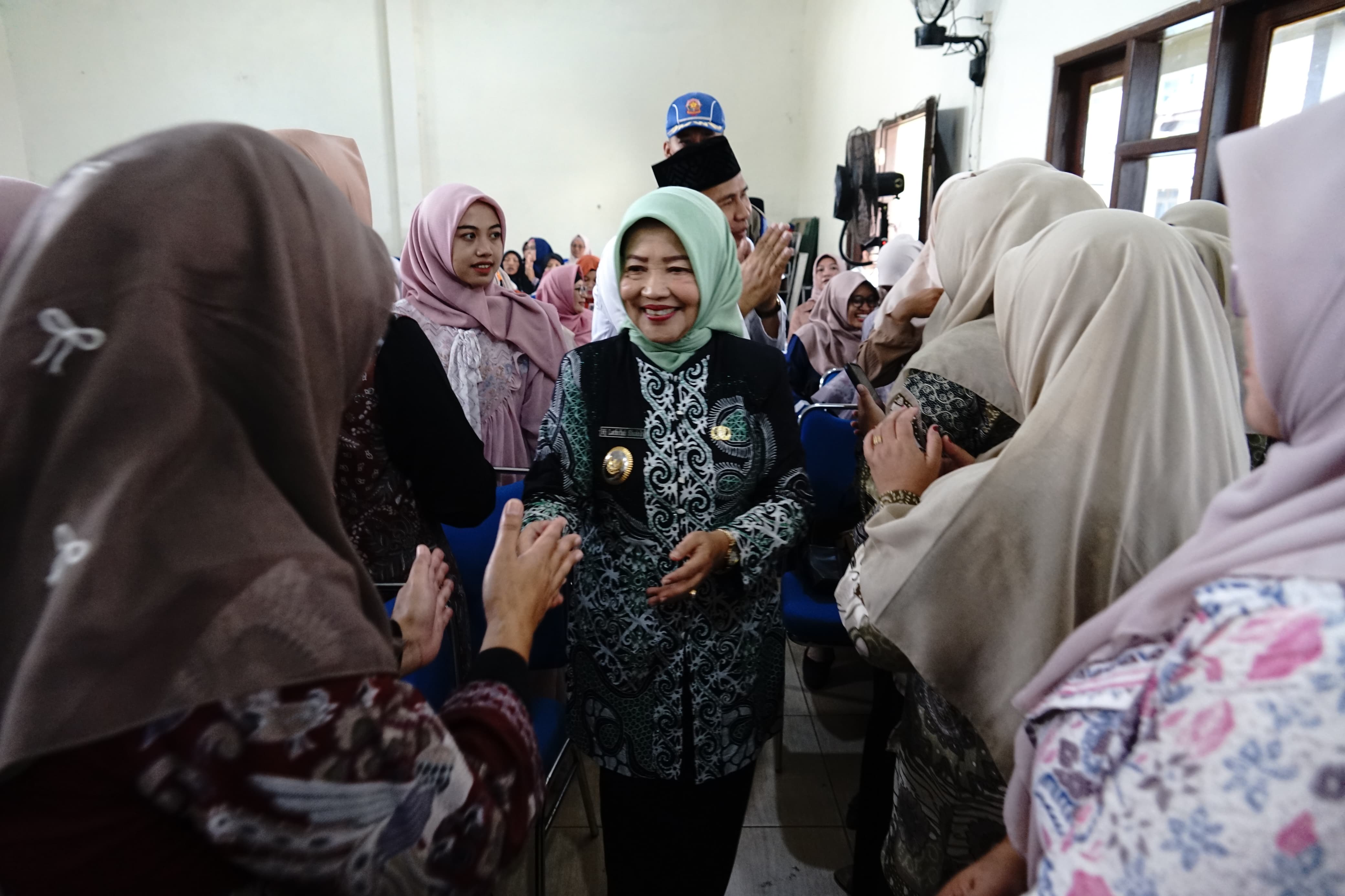 Wabup Malang juga Sosialisasi Sekolah Rakyat di Halalbihalal PGRI Tumpang