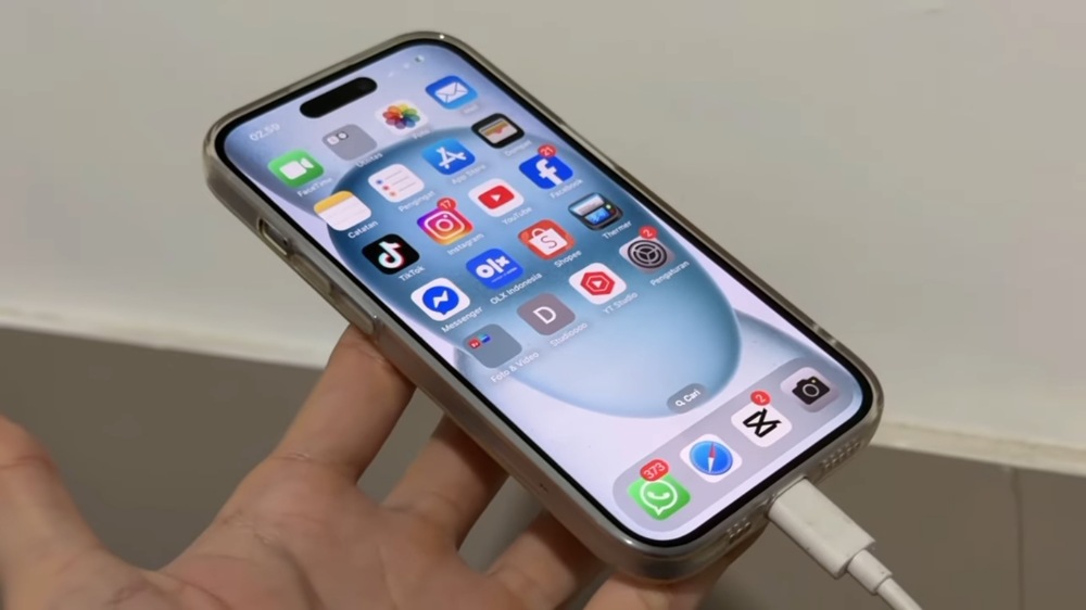 iPhone 15 Jadi iPhone Paling Worth It Awal 2026? Harganya Turun, Fiturnya Mirip iPhone 17 Pro