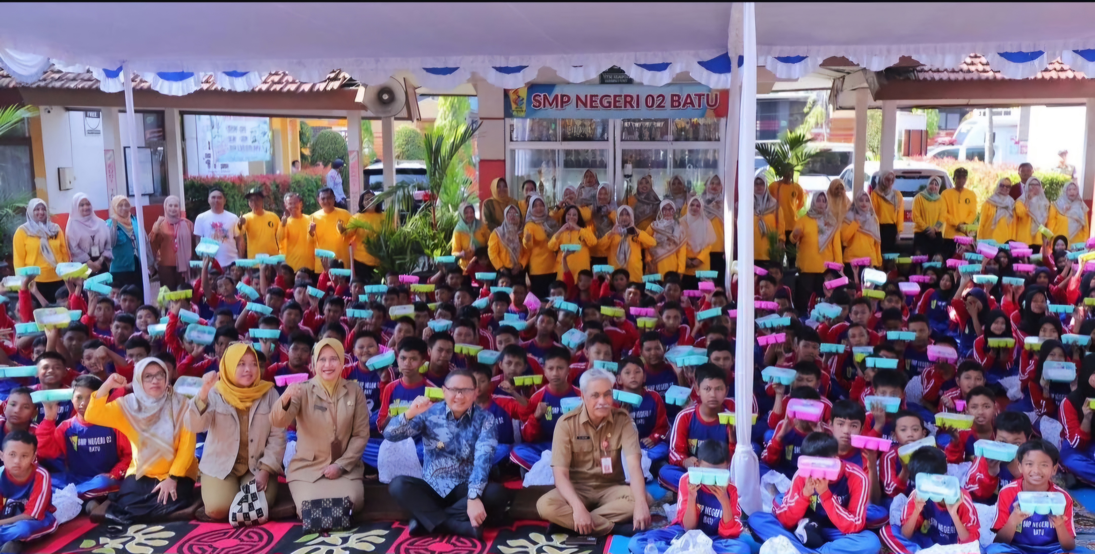 Makanan Bergizi Gratis bagi Siswa di Kota Batu: Rendah Gula, Non Gorengan. Kemasan Ramah LIngkungan 