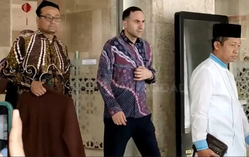 Tiba di Jakarta saat PSSI Cari Pelatih Skuad Garuda, Timur Kapaze: Saya Akan Pelajari Semua Tawaran