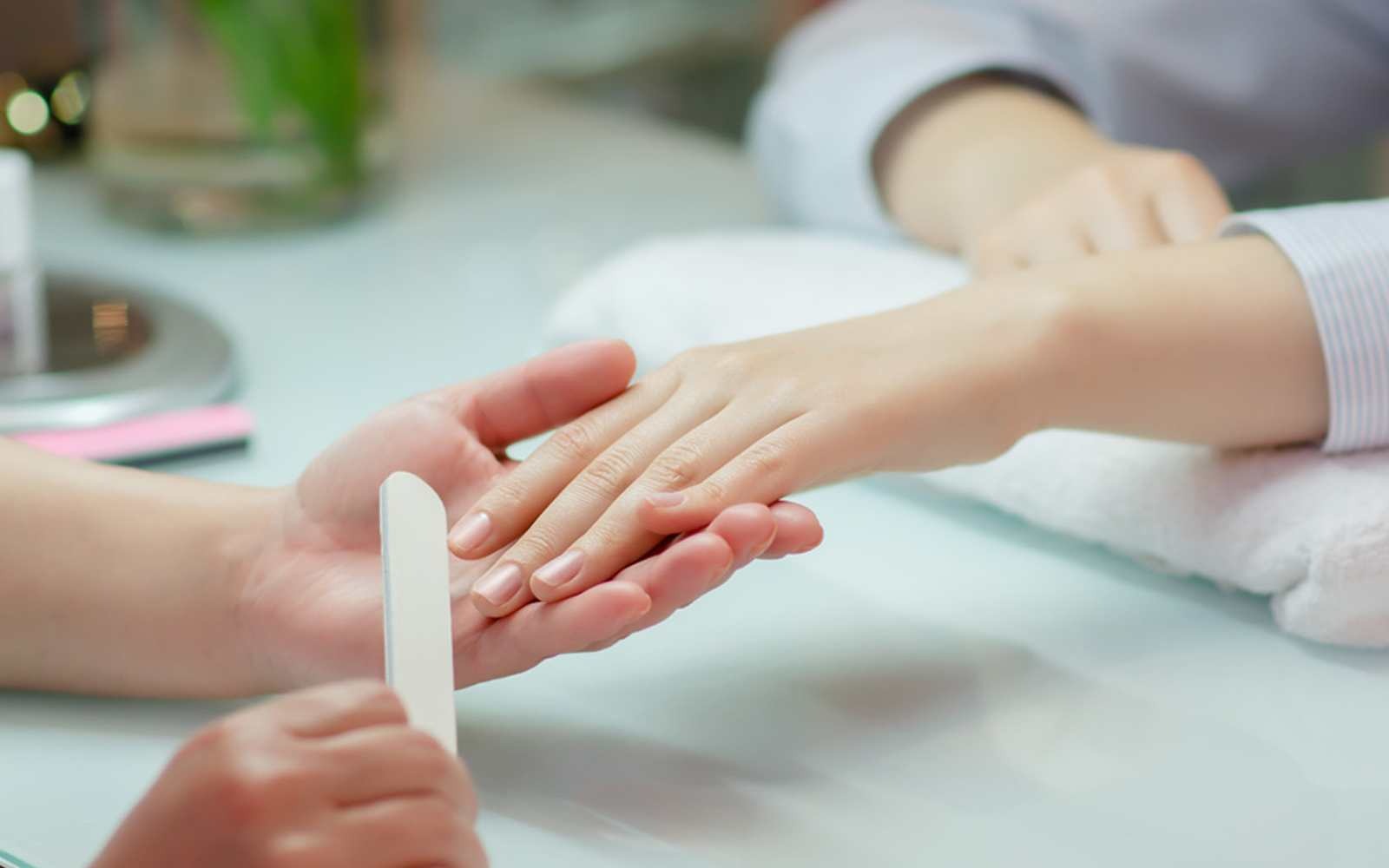 No More Rapuh! Begini 9 Cara Menjaga Kesehatan Kuku dari Dalam dan Luar Tubuh