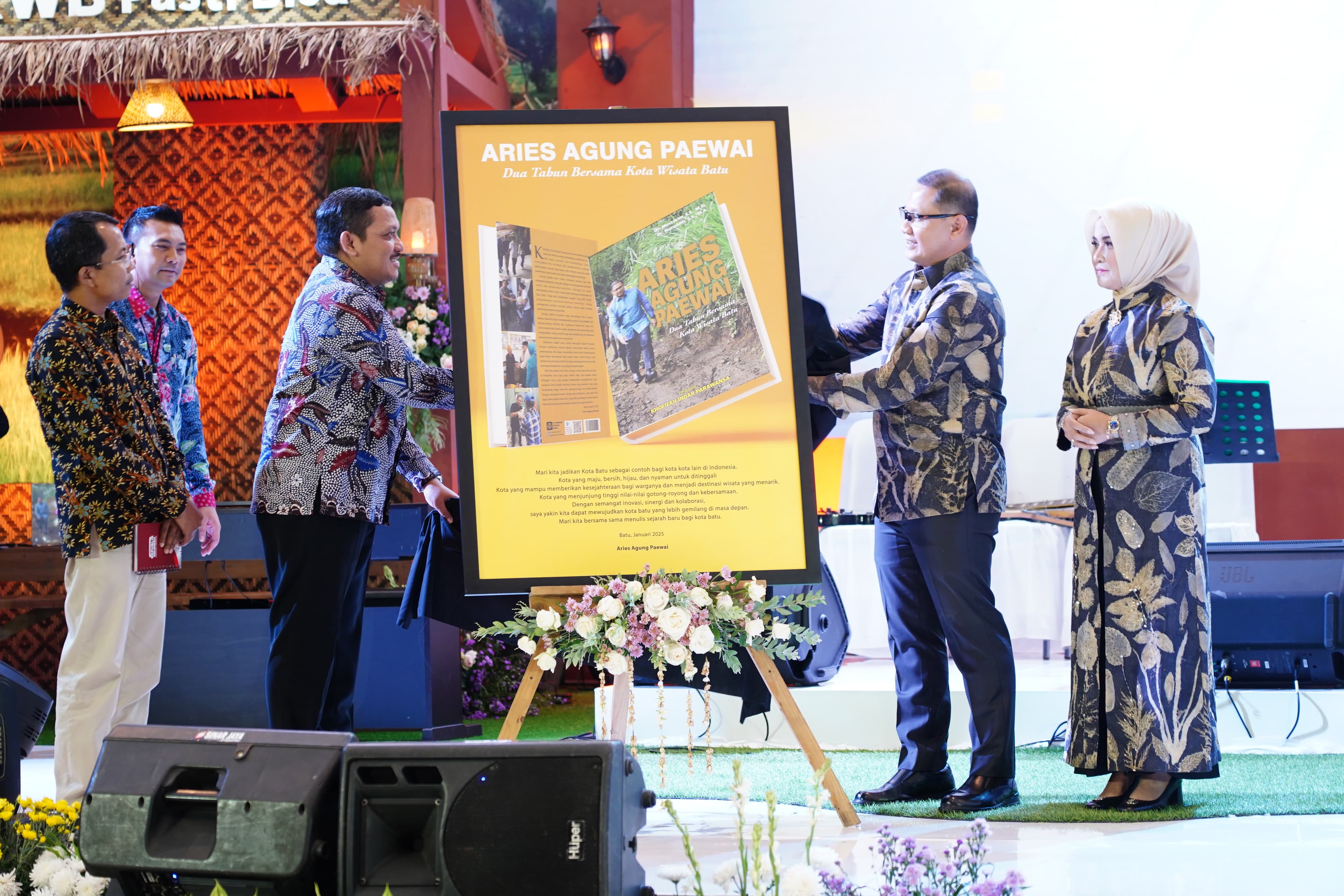 Jelang Akhiri Tugas, Aries Agung Launching Buku 2 Tahun Bersama Kota Wisata Batu