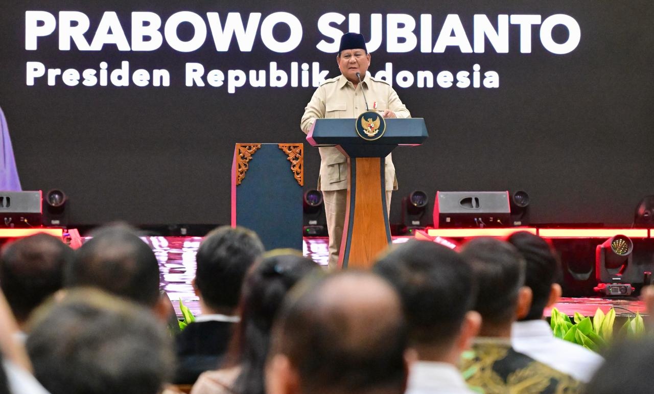 Prabowo Senang Stok Beras Berlimpah, tapi Geram Banyak Produsen Beras Lakukan Kecurangan 