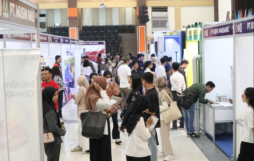 Optimalisasi Perguruan Tinggi sebagai Hub Kolaborasi Dunia Global dengan Dunia Usaha dan Dunia Industri