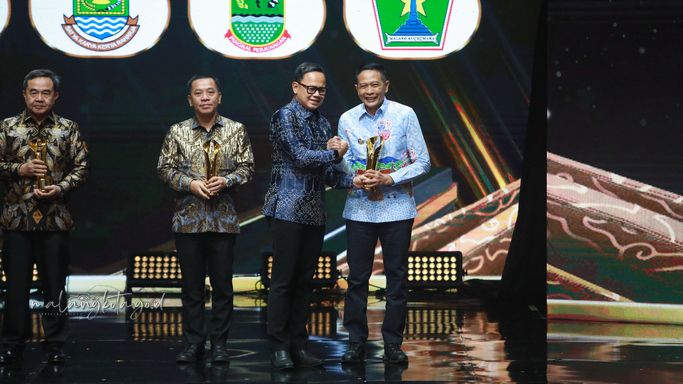 RT Berkelas Bawa Wahyu Hidayat Raih Penghargaan Pelayanan Publik Nasional