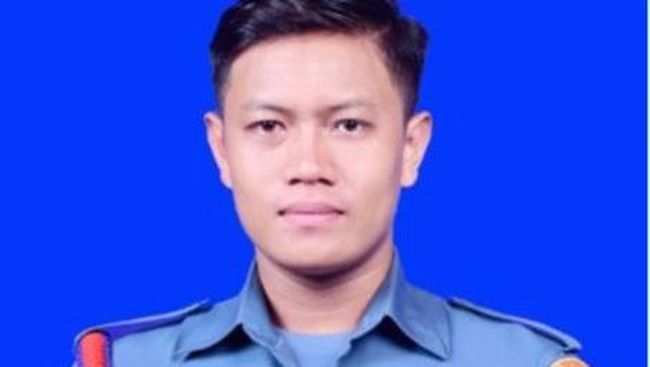 TNI AL Berduka, Prajurit Marinir Praka Zaenal Gugur saat Penerjunan HUT ke-80 TNI di Teluk Jakarta