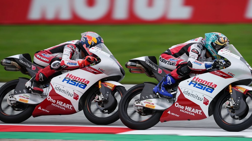 Veda Ega Pratama Bikin Moto3 Austria Memanas, Comeback Gila Berujung Penalti