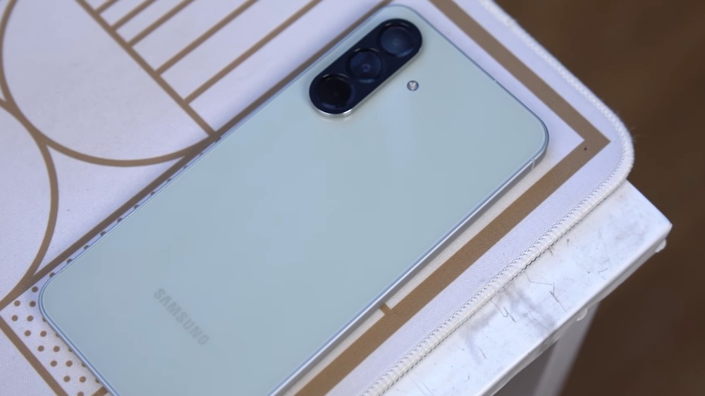 4 HP Mid Range Turun Harga 2026, Samsung Galaxy A56 hingga Vivo V60 Kini Lebih Worth It