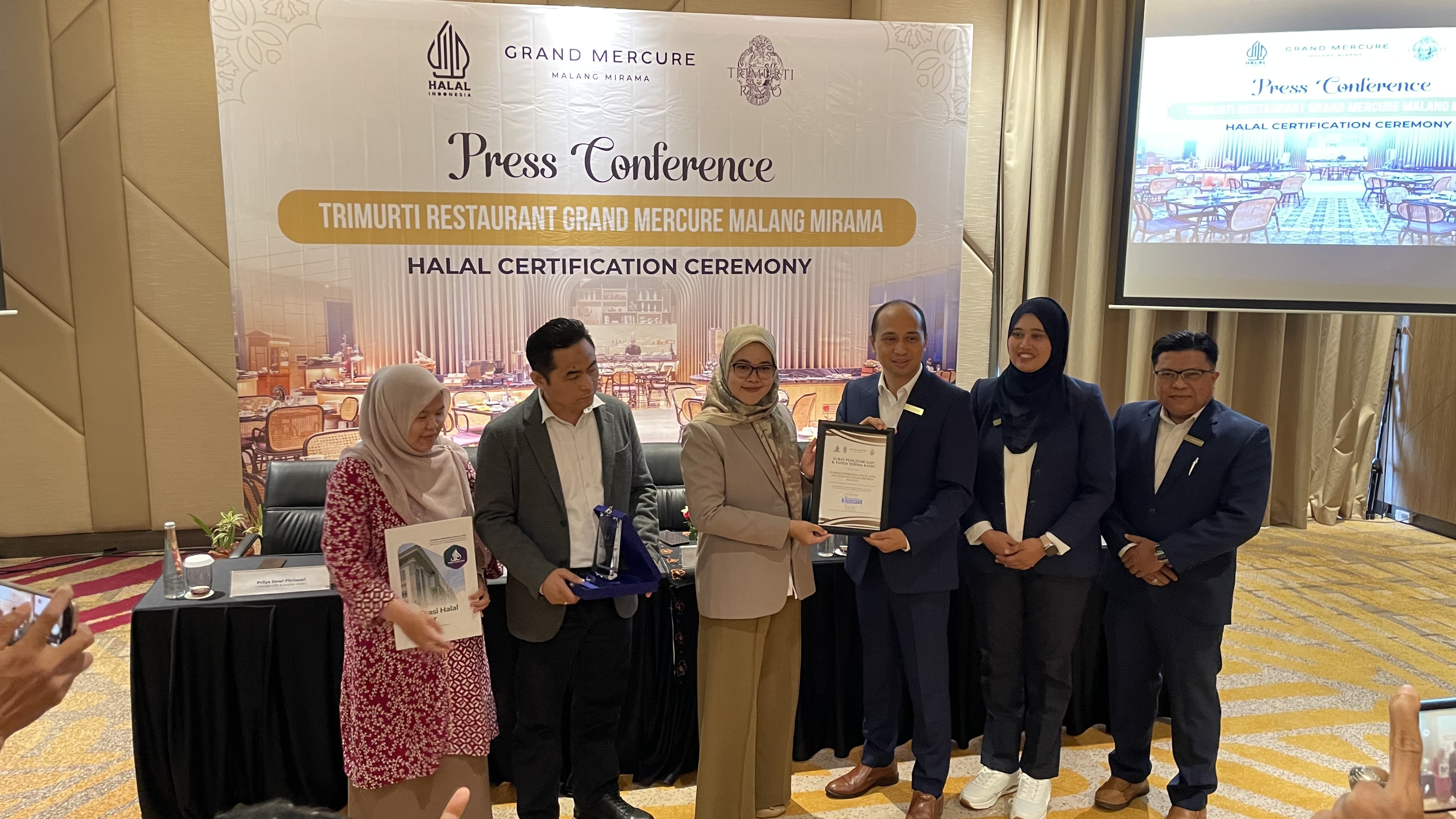 Trimurti Restaurant Grand Mercure Malang Mirama Resmi Kantongi Sertifikat Halal