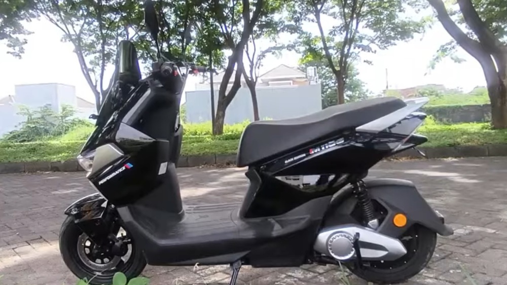 Fitur Tersembunyi Motor Listrik Yinfly M110G Terungkap! Mode Boost Tembus 99 Km/Jam