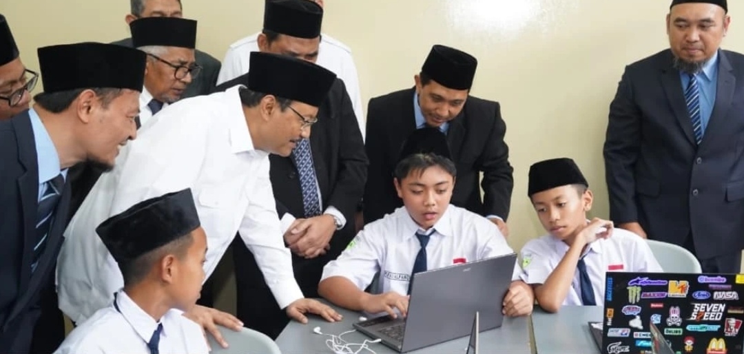 Pembelajaran di Sekolah Rakyat Akan Gunakan Aplikasi Sekolahku