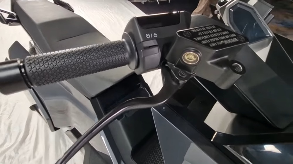Omo X Smart Edition Diuji di Jalan: Futuristik, Stabil, tapi Bukan Tanpa Kompromi