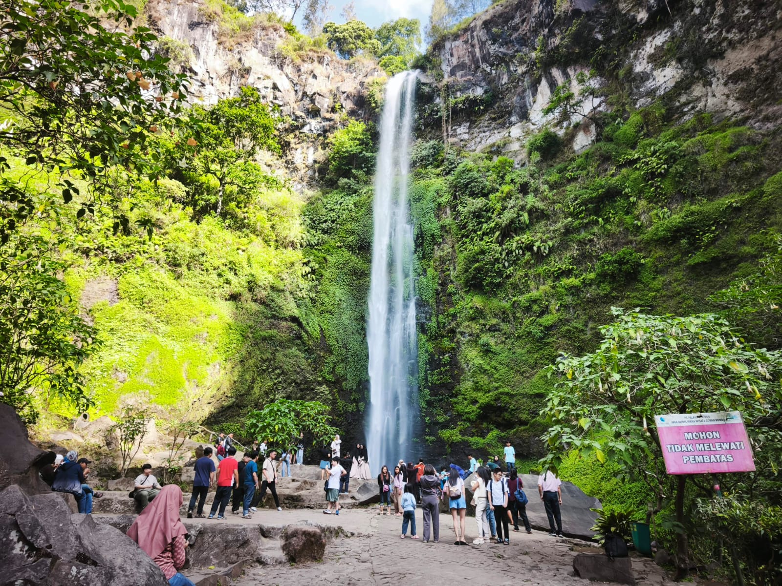Pesona Coban Rondo di Pujon, Air Terjun Megah yang Dibalut Legenda Cinta Abadi