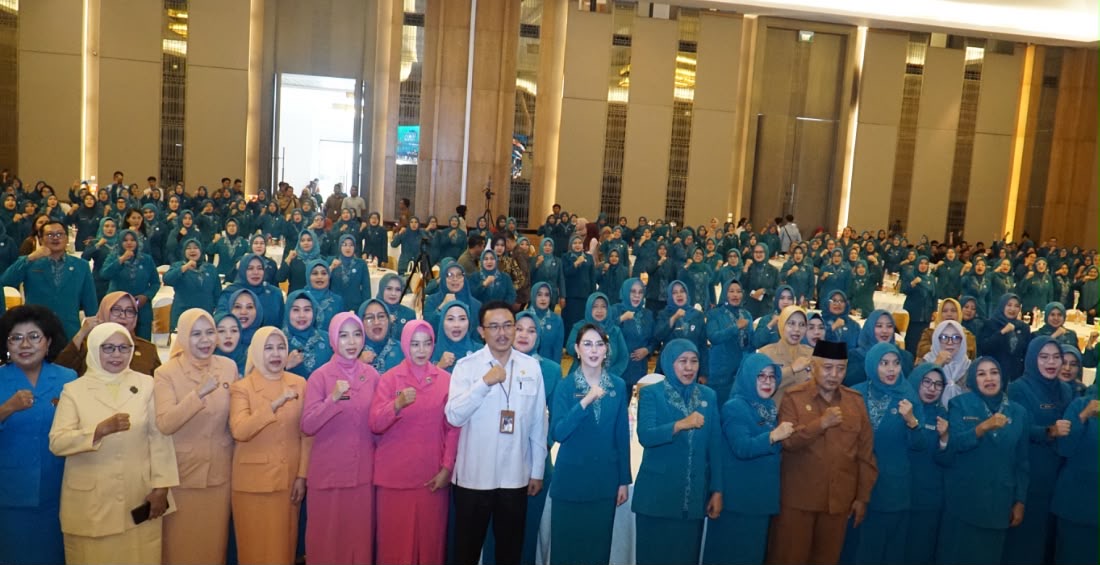 Stunting Jawa Timur 14,7 Persen, Khofifah Tekankan Pendampingan Keluarga