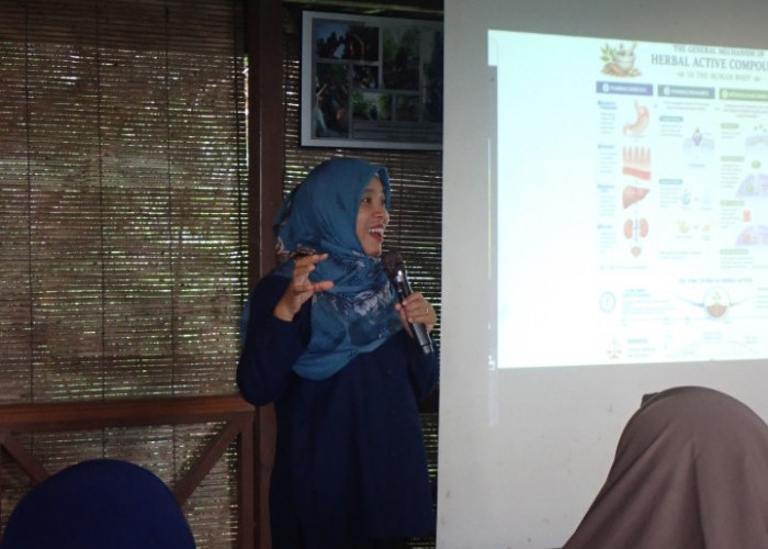 FSTeM UB Bekali UMKM Kembangkan Produk Herbal Berbasis Sains dan AI, Pemahaman Peserta Meningkat Tajam