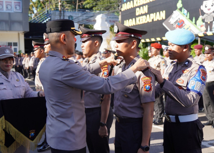 Hari Bhayangkara 2026: 52 Personel Polres Malang Kota Naik Pangkat, Ini Pesan Kombes Putu Kholis Aryana!