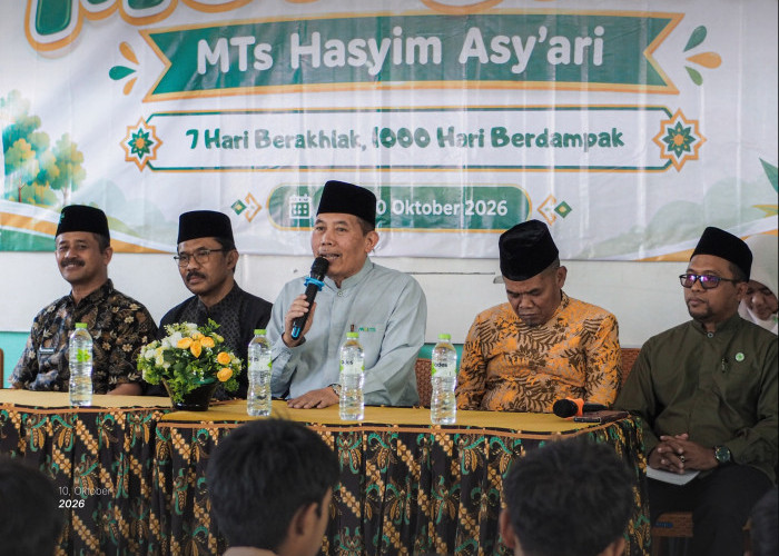 Bangun Benteng Etika di Dua Dunia, Ratusan Pelajar MTs Hasyim Asy’ari Kota Batu Deklarasikan 
