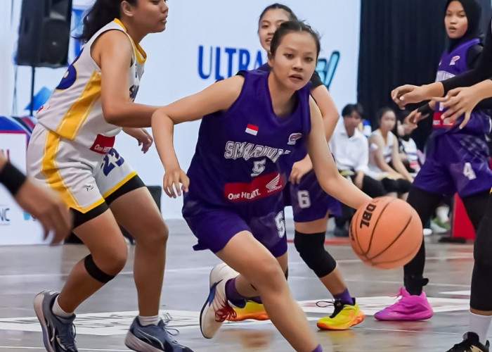 Lanjutan DBL Malang: Putri Smarihasta Pesta,  SMAN 7 Malang Menangi Derby