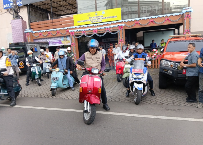 Forkopimda Batu Naik Vespa Bareng, Inspeksi ke Pos-Pos Nataru dan Gereja
