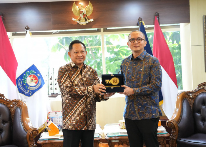 Mendagri Imbau Pemda Perbanyak Nobar Piala Dunia untuk Menggerakkan Ekonomi Rakyat
