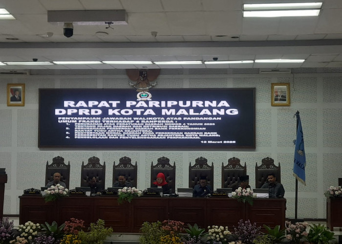 Jawaban Wali Kota Malang atas Pandangan Umum Fraksi DPRD terhadap 4 Rapenda Diwarnai Interupsi