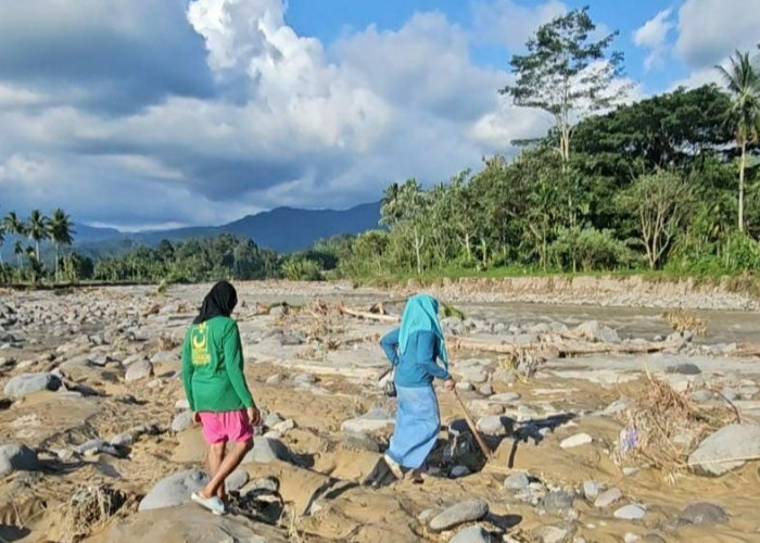 Pencarian Ipda Angga yang Hilang di Bencana Padang Panjang Disetop, Tangis dan Tabur Bunga Mengharu-biru 