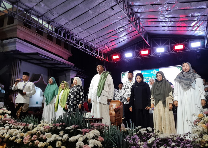 Warga Donowarih Karangploso Gelar Pengajian Memperingati Maulid Nabi, Hadirkan Gus Muwafiq