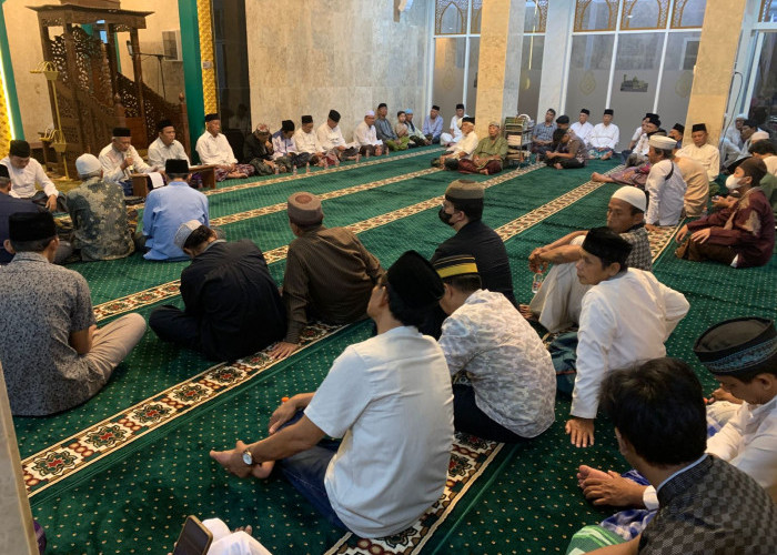Meriah dan Penuh Kekhidmatan, Warga RW 7 Bandungrejosari Gelar Peringatan Maulid Nabi di Masjid Al Ihsan