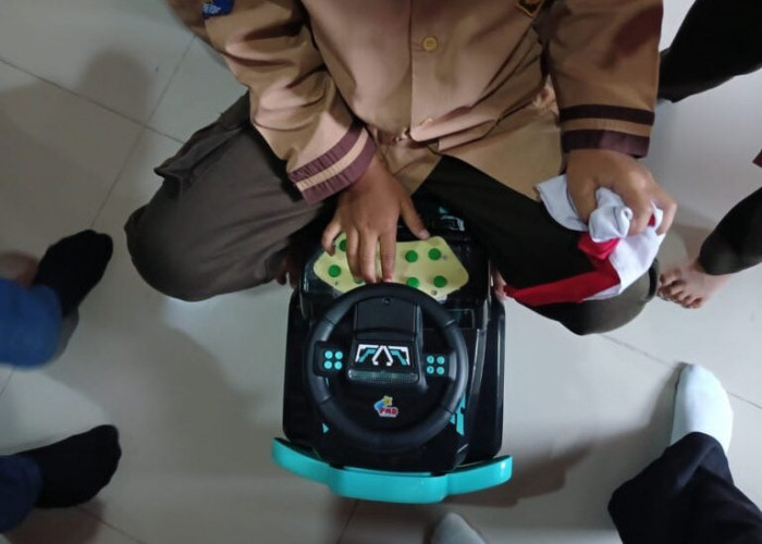 Bantu Anak Disabilitas, Mahasiswa UMM Kembangkan Stroller Ajaib