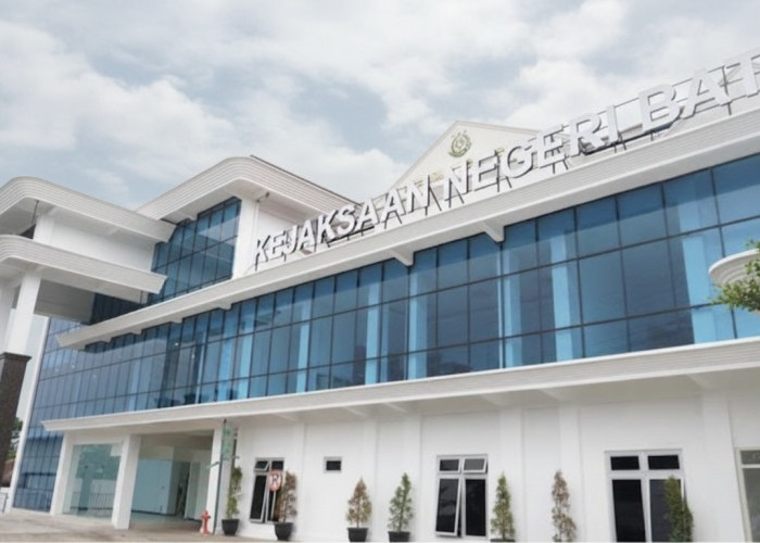 Kejari Kota Batu Masif Sosialisasi ke Sekolah dan Ponpes agar Gen Z Melek Hukum