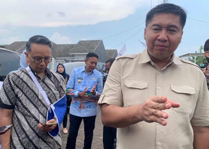 Dorong Akselerasi Rumah Subsidi dan KUR Perumahan, Dua Menteri Tinjau Perumahan ASN Bandulan