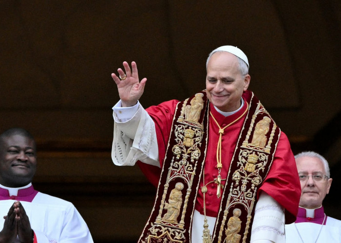 Pesan Natal 2025, Paus Leo XIV Serukan Hapus Sikap Acuh Tak Acuh terhadap Penderitaan Sesama