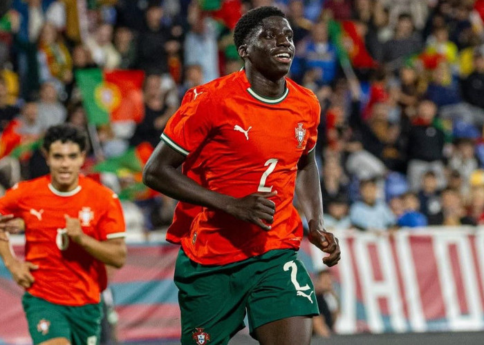 Liverpool Incar Daniel Banjaqui, Bek 18 Tahun Benfica Dibanderol Rp1 T