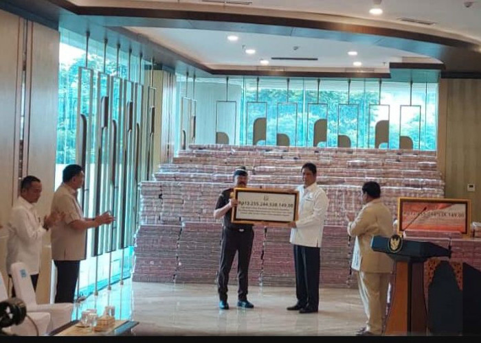 JRENG! Ternyata Kejagung Hanya Pamerkan Rp 2,4 T terkait Uang Korupsi CPO