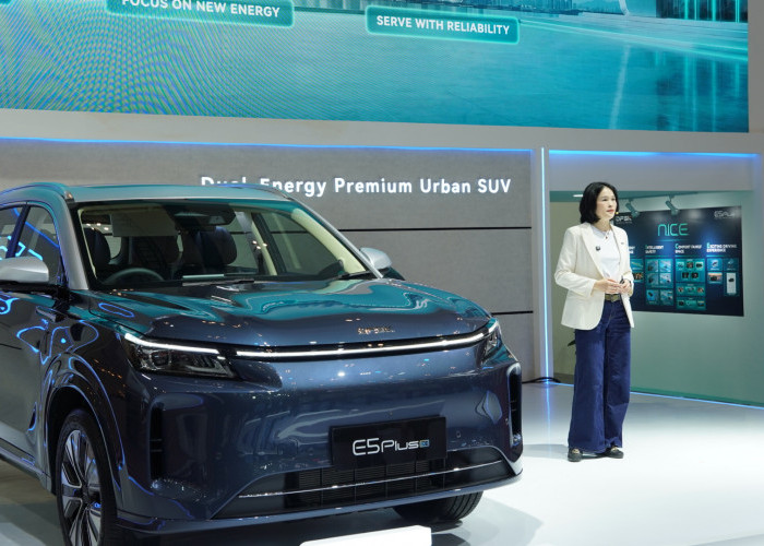 DFSK E5 Plus Resmi Dijual di GIIAS 2026, Harga Rp479 Juta dengan Segudang Fitur Premium