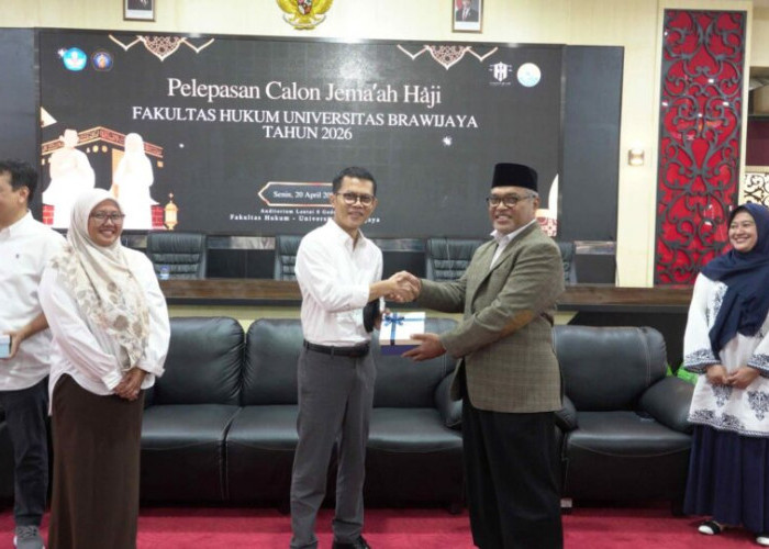 FH UB Lepas 4 Dosen termasuk 2 Guru Besar Tunaikan Ibadah Haji