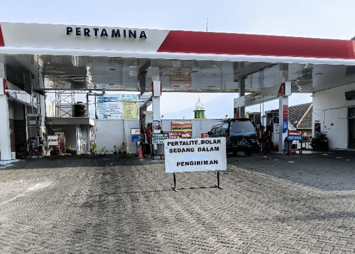 Kelangkaan BBM Meluas di Kota Batu, Pengemudi Ojol Mengeluh Rugi