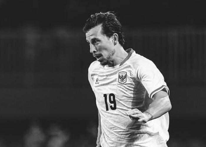 Thom Haye dan Paradoks Kariernya: Pernah Diincar Como, Kini Jadi Andalan Persib