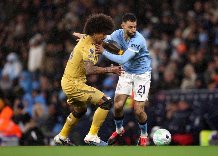 Rayan Ait-Nouri Minim Menit di Man City, Juventus Siapkan Pinjaman Januari 2027