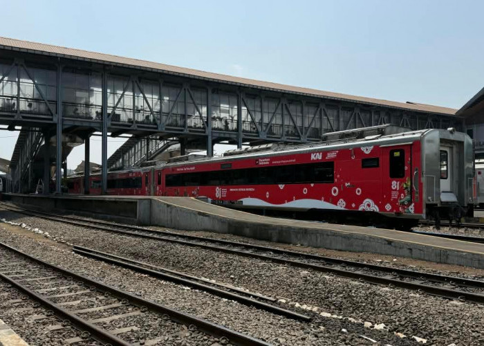 6.485 Pelanggan Diproyeksi Naik Kereta dari Stasiun Malang, KA Gajayana Tampil Merah Putih