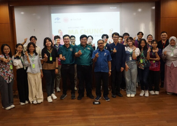 Universitas Ma Chung Gelar Summer Camp Internasional, Mahasiswa Thailand dan Kamboja Diajari mBatik